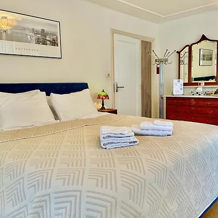 Bed And Breakfast Rotterdam 3* Rotterdam