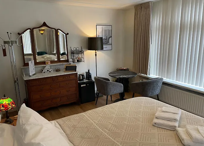 Bed And Breakfast Rotterdam Alojamento de Acomodação e Pequeno-almoço Roterdão