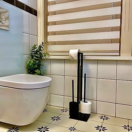 B&B Bed And Breakfast Rotterdam 3*